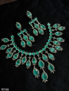 Classic American Diamond Bridal Jewelry <b>Set</b> Two-Piece <b>Necklace</b> <b>and</b> <b>Earrings</b> for Wedding Fashionable Classic Style - Product Image 3