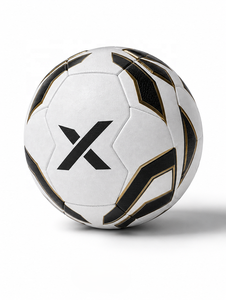 Balón de Fútbol Personalizado con Etiqueta Privada X |   Blanco Negro Dorado |   Logotipo X |   Fabricante OEM ODM |   Diseño Premium |   Calidad Premium - Product Image 3