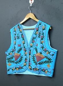 <b>Blue</b> Floral Embroidered Casual Breathable <b>Women</b> Vest Sleeveless <b>Waistcoat</b> Cropped Denim Outerwear - Product Image 2