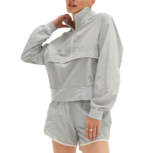 Ensemble short et veste coupe-vent personnalisé pour femme, anorak demi-zip gris avec passepoil blanc, veste courte, style sport streetwear d'été, commande en gros - Product Image 1