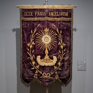 Velvet Embroidery Banner Monstrance Floral Trim Custom Design Maroon Purple <b>Sew</b>-On Fabric <b>Badge</b> Classical Style Garment - Product Image 1