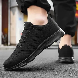 Nuevos zapatos para hombre, zapatillas informales transpirables, zapatillas de verano blancas y negras para correr, calzado deportivo ligero y suave para mujer y hombre - Product Image 1