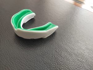 Protectores Bucales de Gel Moldeables Profesionales para Deportes de Contacto, Boxeo y MMA, Protector Bucal Premium - Product Image 2