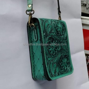 กระเป๋าหนังผู้หญิงสลักลายด้วยมือมีสไตล์ - Product Image 2