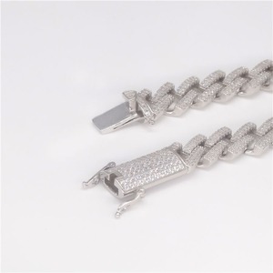 Cadena Cubana de Diamantes de Fábrica Directa para Joyería de Boda o Vestidos de Novia y Eventos Especiales Disponible a Buen Precio - Product Image 3