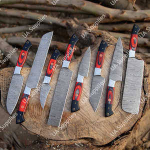 Juego de 8 cuchillos de chef profesionales de acero de Damasco con mango de madera, hojas martilladas hechas a mano, ecológicas y ambidiestras - Product Image 3