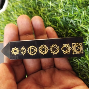 Vente en gros, cristal noir, obsidienne Sevenchakra, points gravés, cristaux naturels, pierre de guérison, baguette, tour d'obsidienne noire - Product Image 5