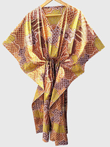 Robe kimono pour femme, imprimé batik jaune et marron, col en V, manches mi-longues, motif paisley, paréo de plage d'été - Product Image 1