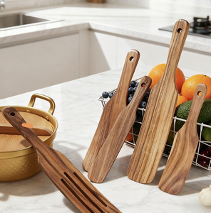 Cuillère à frire en bois écologique pour la cuisine et le mélange des légumes, lot de 5 pièces à prix abordable - Product Image 1