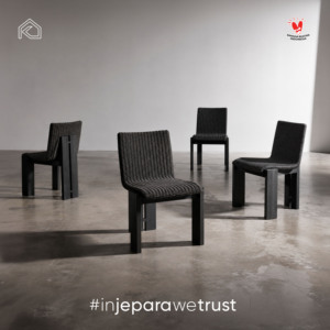 Silla de Jardín Moderna de Ratán Negro para Exteriores, Diseño Minimalista, Muebles Duraderos para Patio, Hechos a Mano en Indonesia - Product Image 2