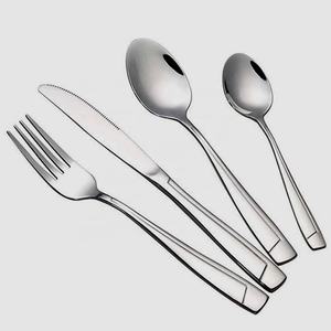 Couverts de restaurant entièrement gaufrés Couverts réutilisables Incroyable manche rond épais Couteaux et cuillère Fourchette Ensemble de couverts - Product Image 4