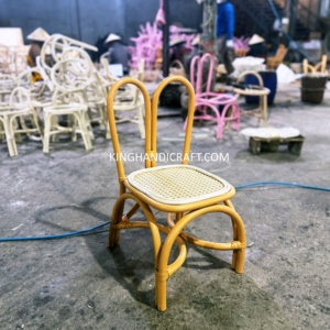 Sillas Infantiles de Mimbre Hechas a Mano para Fiestas, Muebles de Mimbre Natural para Eventos Infantiles, Cumpleaños - Product Image 1