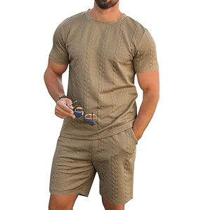 Tenues décontractées pour hommes en grande taille personnalisées pour l'été, vente flash, ensemble deux pièces respirant avec short pour hommes - Product Image 5