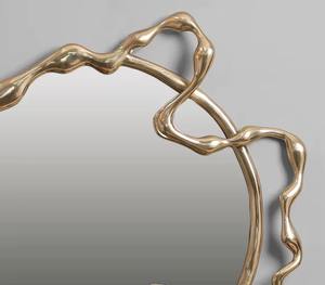 El espejo antiguo es un elemento hermoso, funcional y inspirador que transforma cualquier espacio en un ambiente acogedor. - Product Image 4