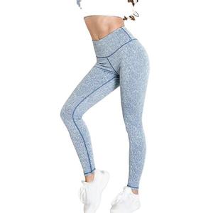 เลกกิ้งโยคะเอวสูงผ้ายืดสี่ทิศทาง ผลิตจากผ้าสแปนเด็กซ์/ไนลอน ดีไซน์ทันสมัยจากปากีสถาน - บริการรับผลิตแบรนด์ส่วนตัวสำหรับชุดออกกำลังกายและโยคะ - Product Image 2