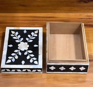 Boîte à bijoux artisanale en os incrusté, base en bois MDF, résine, petite/moyenne/grande capacité, gravure personnalisée, cadeau de luxe - Product Image 4