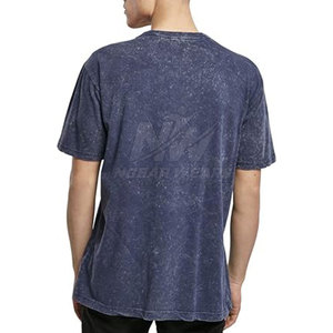 เสื้อยืดลายฟอกสีสไตล์สตรีทแวร์ทันสมัย พร้อมเนื้อผ้าซีดจาง เหมาะสำหรับใส่ลำลอง ชุดเท่ๆ และแฟชั่นประจำวัน - Product Image 4