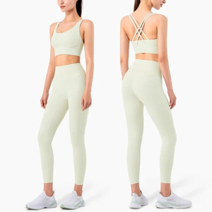 Conjunto de yoga de 2 piezas para mujer: leggings de cintura alta y sujetador deportivo con tirantes, sin costuras, de color liso, de longitud completa, ropa deportiva para yoga. - Product Image 6