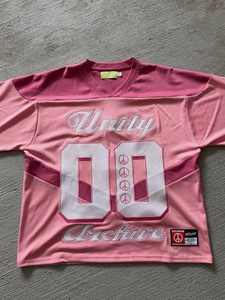 Camiseta Deportiva de Manga Corta con Diseño de Letras Bordadas y Símbolo de Paz, Estilo Vintage Hip Hop, Personalizable y de Gran Tamaño - Product Image 3