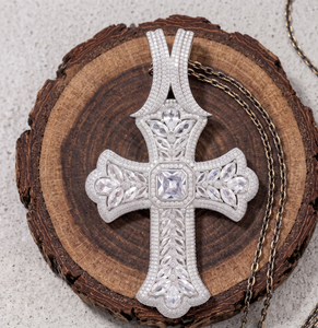 Pendentif Croix Luxe Iced Out pour Hommes en Argent Sterling 925 et Moissanite, Bijoux Hip Hop, Collier Religieux Personnalisé, Vente en Gros Usine - Product Image 1