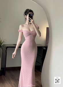 เดรสยาวผู้หญิงขายส่ง - ดีไซน์หรูหราเปิดไหล่ แต่งลูกไม้ รุ่น ET2263 - Product Image 5