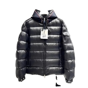 Veste matelassée rétro chaude et ample, couleur unie, fermeture éclair, imperméable, basique, automne-hiver, personnalisable, style streetwear - Product Image 4