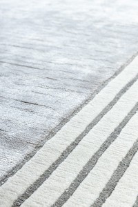 Tapis de style persan en laine et soie, à poils moyens, fait main, avec support antidérapant en PVC durable - Product Image 3