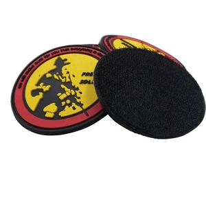 Parches de PVC de calidad de exportación, insignias de goma con logotipo personalizado, impermeables, con relieve 3D y respaldo de velcro, suministro al por mayor. - Product Image 4