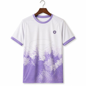 Maillot de football athlétique en tissu performant, coupe flexible, adapté aux matchs de compétition et aux entraînements. - Product Image 6