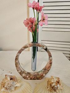 Premium <b>Resin</b> Vase With Modern Look For Home Office Hotel And Restaurant Decoration Purposes - Product Image 5