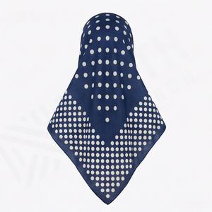 Pañuelo Hijab de Lujo Premium Chic, Vintage, con Doble Costura, Cuadrado, 90x90cm, con Puntos, Suave, Transpirable, Elegante y Estilizado - Product Image 2