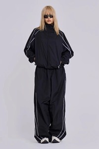 Ensemble coupe-vent imprimé personnalisé pour femme – Veste imperméable et pantalon de survêtement deux pièces, style streetwear, coupe ample, pour la course et les activités sportives - Product Image 2