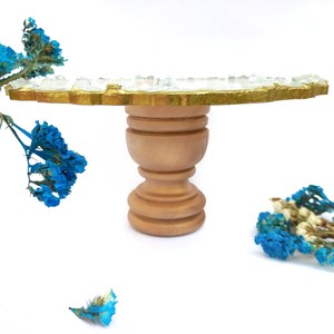 Support à gâteau en résine - Product Image 1