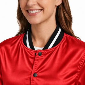 Chaqueta Varsity Negra de Satén Personalizada para Mujer, Manga Larga, Cuello Alto, Ribete en Contraste, Transpirable, Resistente al Viento, Ropa de Invierno, 100% Poliéster - Product Image 5