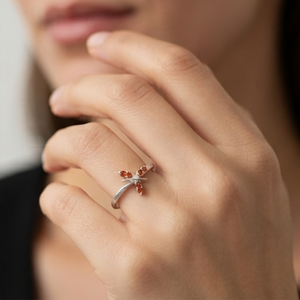 DIVYORO DRAGONFLY TRENDS SILVER Anillo moderno para boda y fiesta para mujer - Product Image 4