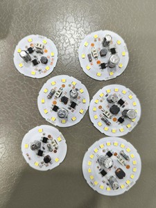 <span class=keywords><strong>G8</strong></span> nhà 30 Wát nhôm <span class=keywords><strong>Led</strong></span> <span class=keywords><strong>Bulb</strong></span> với skd OEM điều khiển 6500K/3200K màu Temp cri83 B22/E27 cơ sở - Product Image 4