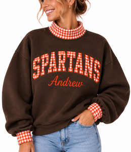 Sudadera de cuello alto personalizada con bordado para mujer, aplique de letras a cuadros, nombre personalizado, 100% algodón polar, estilo oversize frontal - Product Image 6