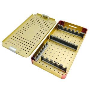 Plateau pour instruments chirurgicaux avec base perforée et fentes pour outils, pour usage hospitalier en ophtalmologie et chirurgie plastique - Product Image 2