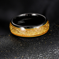 Wolframcarbid-Ring mit Kanalset, Gold-Draht-Gitarrensaiten-Einlage, Polierte Kanten, Komfortabler Sitz, Herren-Ehering für Hochzeitstag