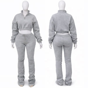 ชุดเซ็ทสองชิ้นแบบเต็มตัว ชุดกีฬาผู้หญิงแบบสองชิ้น ชุดลำลอง เสื้อครอปแขนยาวแบบมีซิป และกางเกงเลกกิ้งเอวสูง - Product Image 1