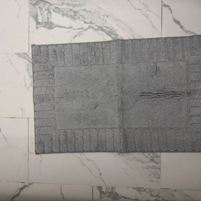 CONFORMÉMENT AUX IMAGES