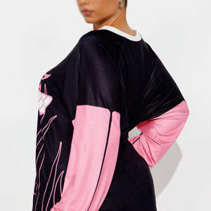 Camiseta de Fútbol Americano de Manga Larga para Mujer, Estilo Moderno y Lujoso, Talla Grande, Transpirable, Cuello en V, Estampado Personalizado - Product Image 2