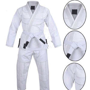 Conjunto de Karate Gi Personalizado al por Mayor con Logotipo Serigrafiado, Ligero, Ecológico, Transpirable y Duradero, con Logotipo en la Parte Delantera - Product Image 4