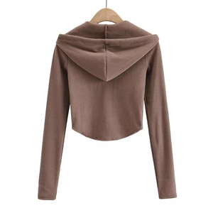 Wholesale Stylish Womens Crop Top Hoodies With Perfect Cutting Trending Fashion For Winter Season Hooded Knitted Fabric - Product Image 2