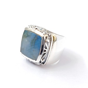 <b>Labradorite</b> Fashion <b>Ring</b> (10.5 Grams) - Product Image 1