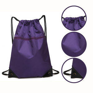 กระเป๋าผ้าแฟชั่นใหม่แบบมีเชือกผูก กระเป๋ากีฬาลำลอง ความจุขนาดใหญ่ กันน้ำ สำหรับกิจกรรมกลางแจ้ง สีพื้น - Product Image 6