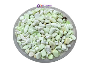 Pierres précieuses en gros : Copeaux de Chrysoprase Citron Lumineux, Pierres de Guérison en Cristal Polies pour la Décoration Intérieure et le Feng Shui (Inde) - Product Image 4