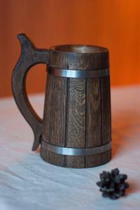 Mug à vin artisanal en bois foncé - Product Image 2