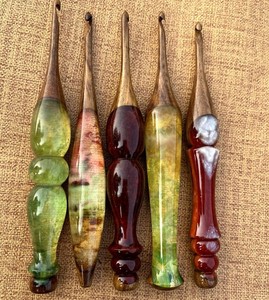Resin Crochet <b>Hooks</b> Hand Knitting Simple Various Colors Durable Convenient Wholesale Price Smooth Hand Knitting Tools Simple - Product Image 3