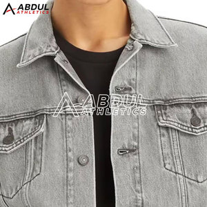 Veste d'hiver en jean premium conçue pour hommes, doublure intérieure douce et chaude, look streetwear tendance, idéale pour les tenues d'hiver. - Product Image 4